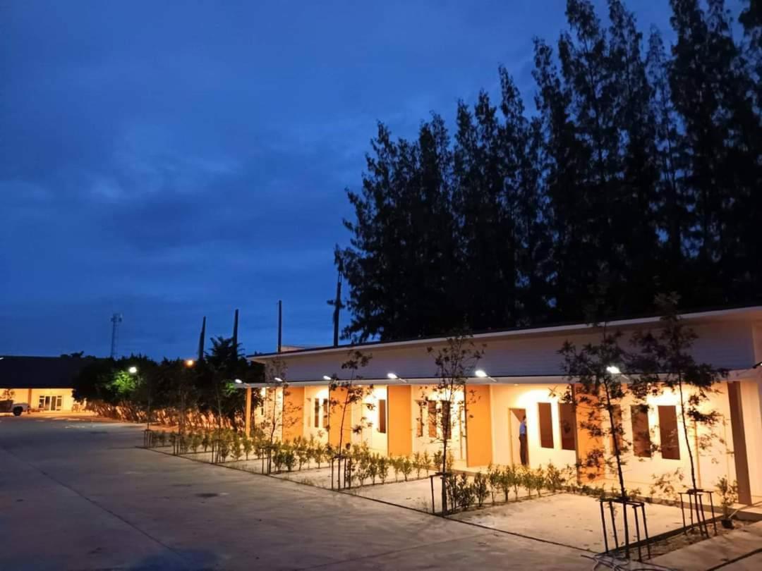 Three Bays Resort Prachuap Khiri Khan Dış mekan fotoğraf