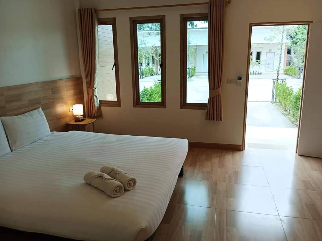 Three Bays Resort Prachuap Khiri Khan Dış mekan fotoğraf